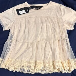 Chic Lace Trim Blouse in Cream